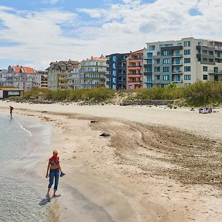 Luxury Sea View Apartment In Pomorie アパート ポモリエ
